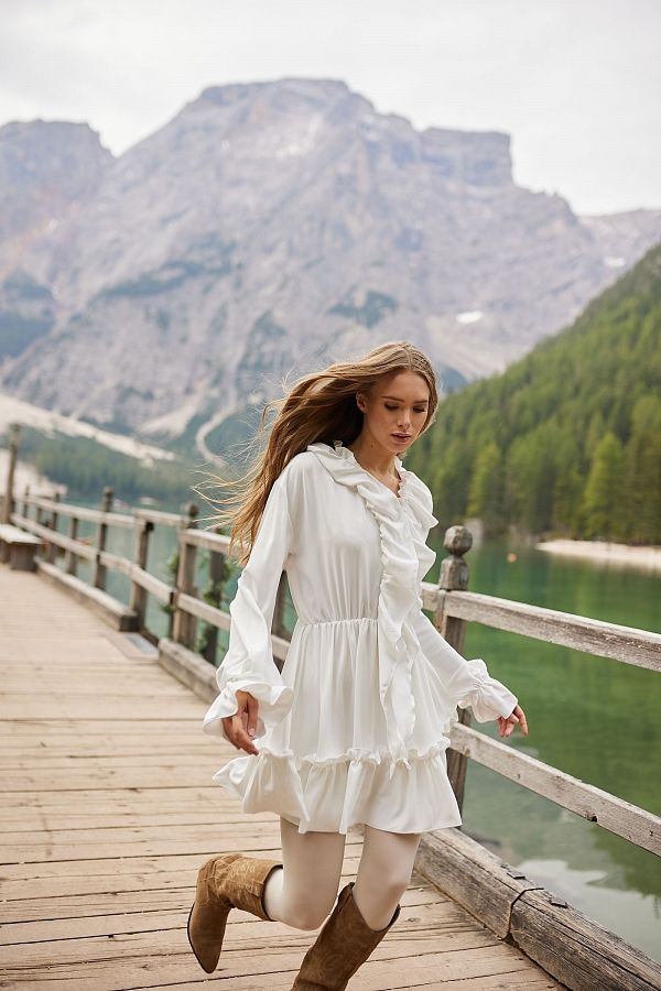 Mini dress white with flounces 13551 № 3