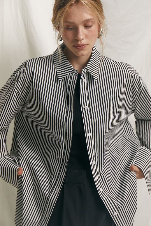 Black cotton shirt with stripes