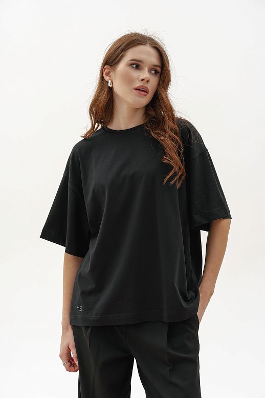 T-shirt with rhinestones black