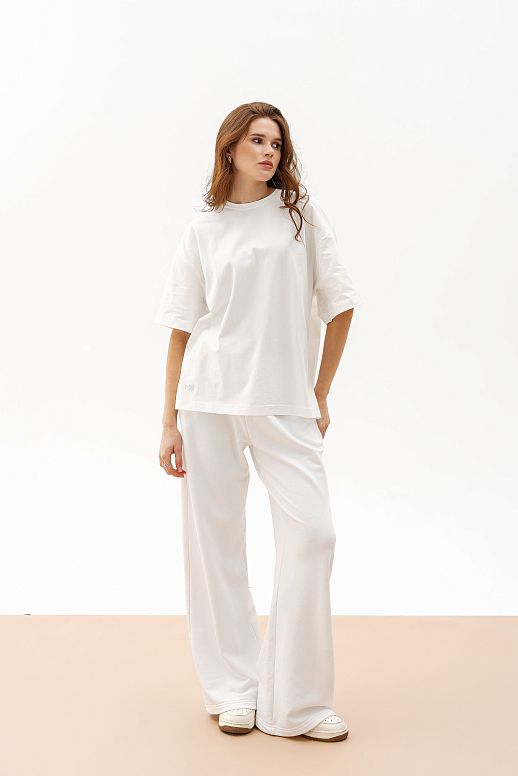 T-shirt with rhinestones white